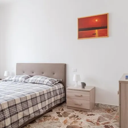 Capitan Pirrelli - Apulianstay Group Apartment